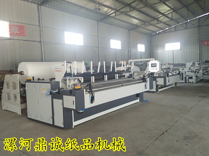 三米全自動(dòng)衛(wèi)生紙復(fù)卷機(jī) 三米全自動(dòng)衛(wèi)生紙復(fù)卷機(jī)