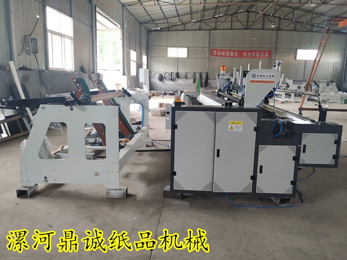 1880型全自動衛(wèi)生紙復卷機 1880型全自動衛(wèi)生紙復卷機